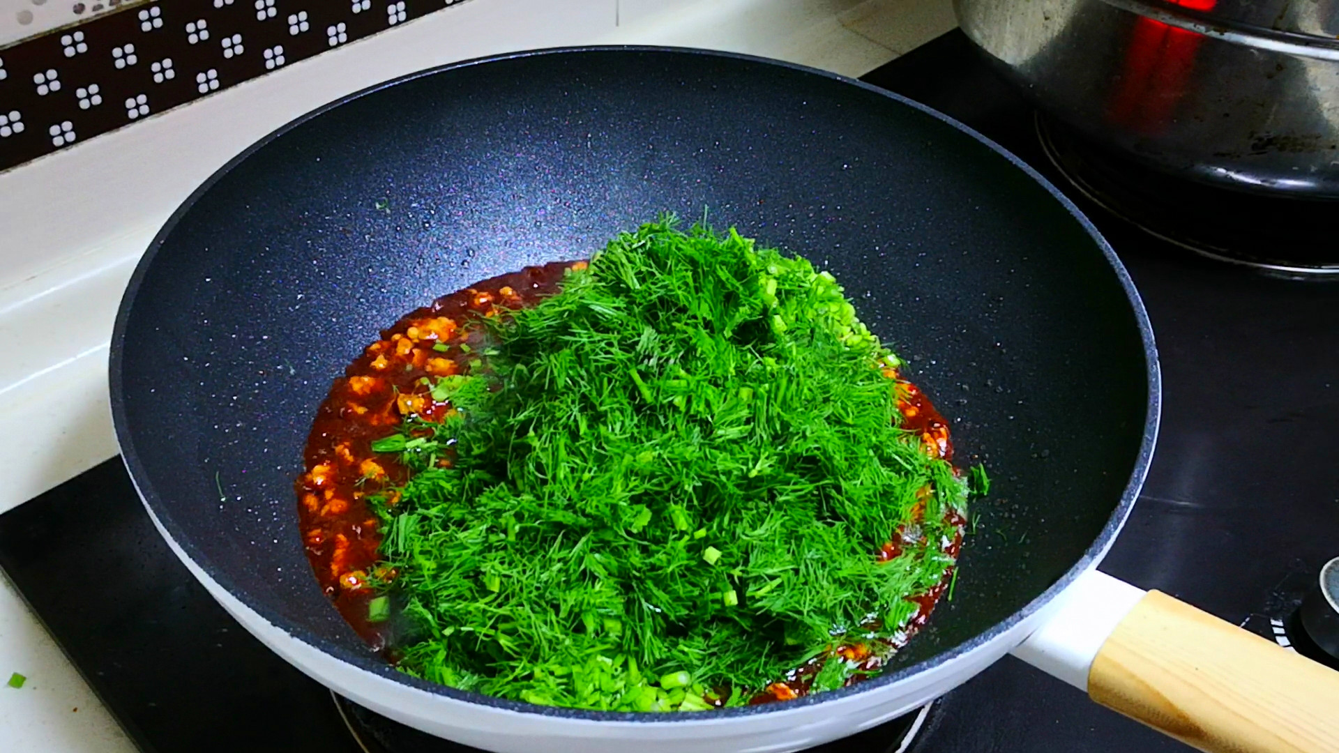 猪肉|夏季最香的菜,营养非常高,2元一斤吃得起,对肠胃好,别不懂吃