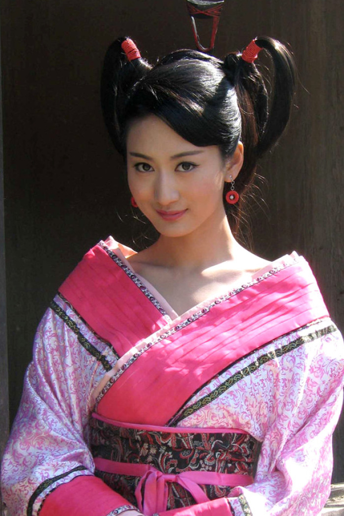 电视剧|哈尔滨盛产美女，8位冰城美女，个个肤若凝脂，气质卓绝