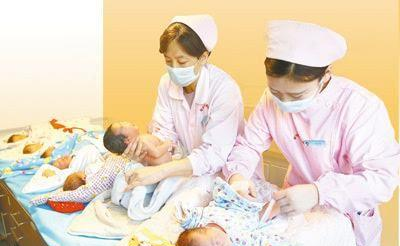 幸福如猪|新生儿肚脐脱落怎么护理？脱落的肚脐丢掉可以吗？