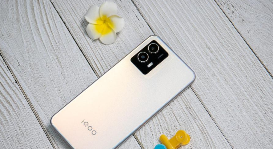 hdr|iQOOU5測評：長續航輕薄小金剛