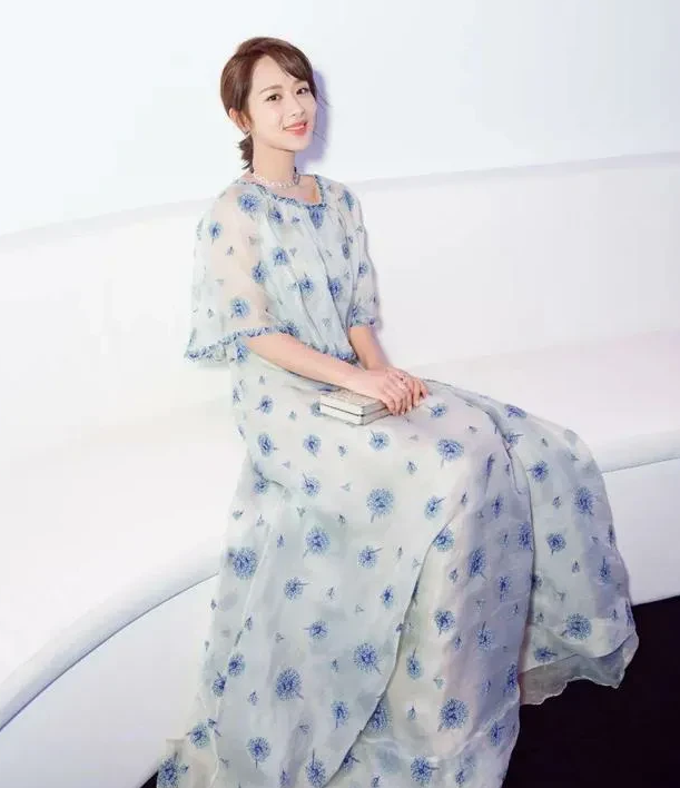 杨紫|杨紫和欢瑞分道扬镳，先别急着恭喜，独自翱翔也不是一件容易的事！