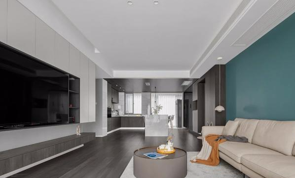 |这套装修大气上档次，真不敢相信是90平米的户型。