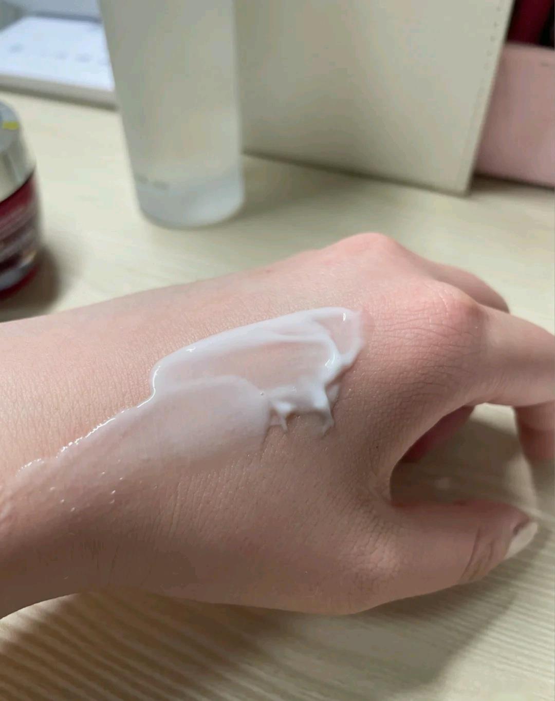 保湿|平价水乳有哪些好用的,给大家总结好了,保湿还美白,你用过哪个