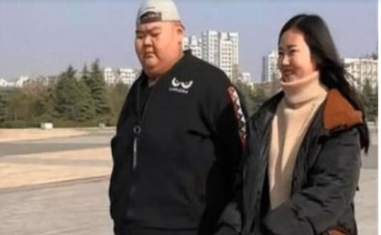 阿娇|中国第一胖王浩楠：一年减掉363斤，变瘦后抱得美人归