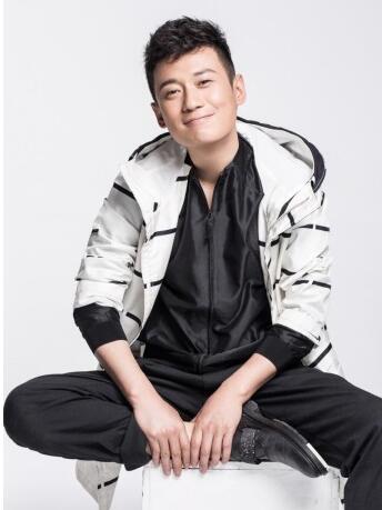 徐洪浩|《爱上特种兵》主演徐洪浩:比妻子大10岁,风光背后有眼泪