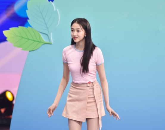 |关晓彤性格好，她不是个做作的人，演技也是没问题的！