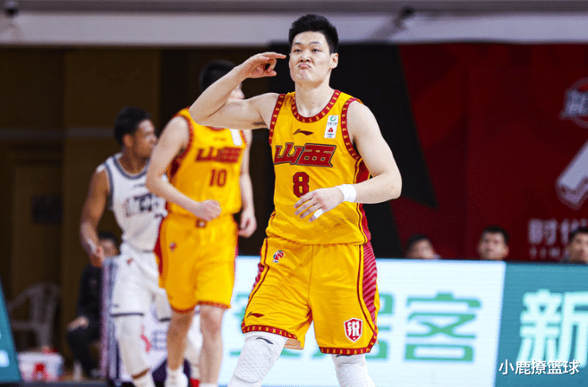 张宁|12分4板！CBA网红后卫终于崛起，打破质疑后，没人再敢瞧不起你