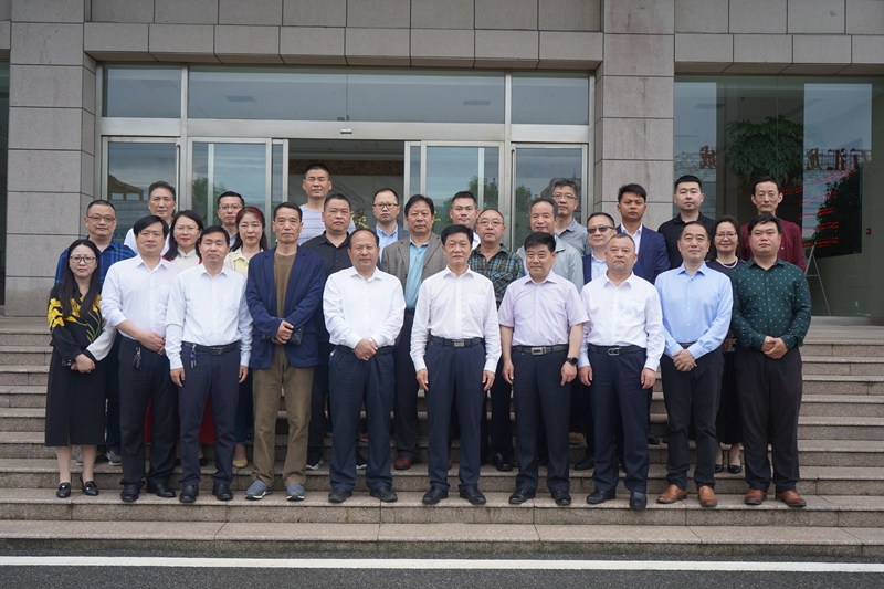 顶端潢川 潢川县举行光州印社书画篆刻研究院成立大会