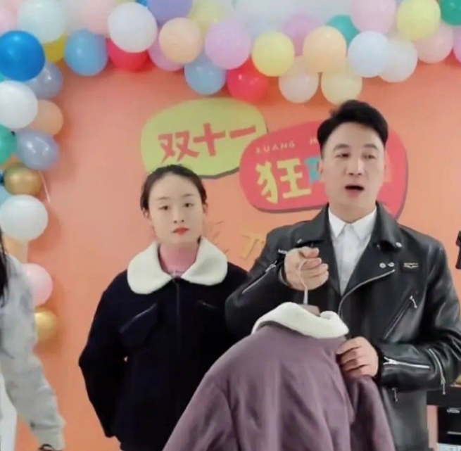 林生斌|疑似林生斌任真真现身，包裹严实带行李箱来接孩子，打算跑路了？