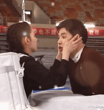 王安宇|甜炸了！剧组手牵手，他俩真没在一起？