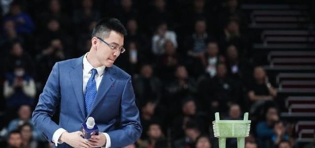 吴有情聊|幸福的烦恼!韩德君替补2选1 2米08&2米10各有所长杨鸣剑指总冠军