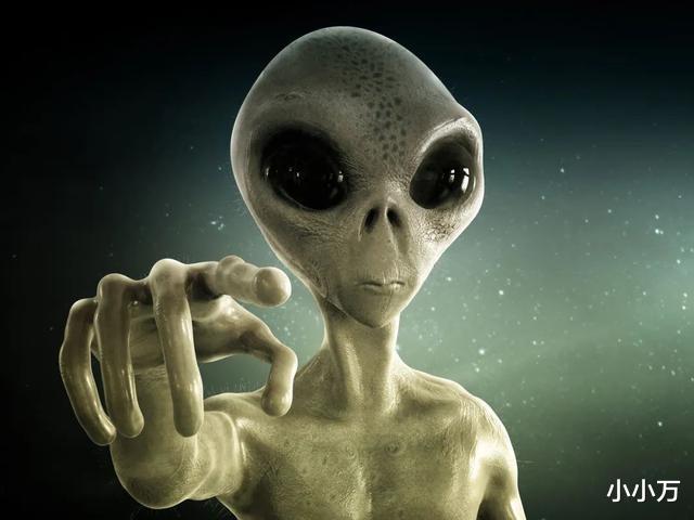 宇航员 奇葩：苏联宇航员遭遇外星生命，双方相距不到100米，尝试交流三小时？