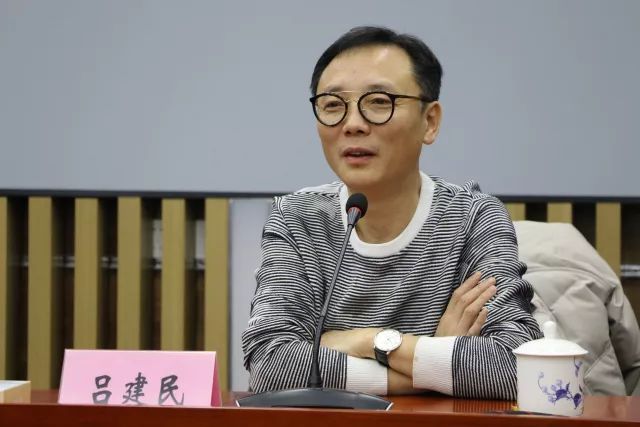 楚乔传|吴京的逆袭情史，因穷曾被两位美人嫌弃，邂逅谢楠后收获神仙爱情