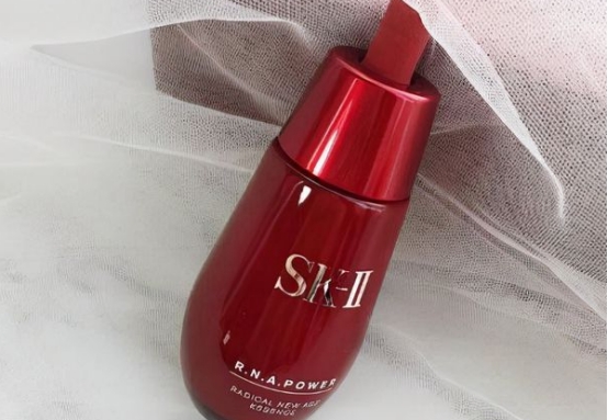 补水保湿 精华液什么牌子好呢？好用的补水保湿精华液推荐为你解读