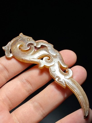 和田玉籽料|汉 和田玉籽料 龙首玉觿 冲牙 挂件 把件