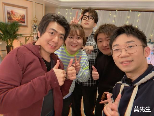 针灸|《青春环游记》成员大换血？吴彤官宣拟邀嘉宾，张哲瀚龚俊在列