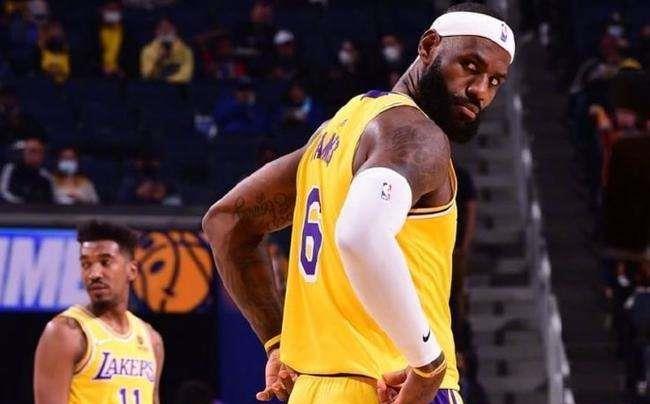 湖人队|NBA常规赛：残阵对残阵，老詹战哈登，湖人捅破篮网