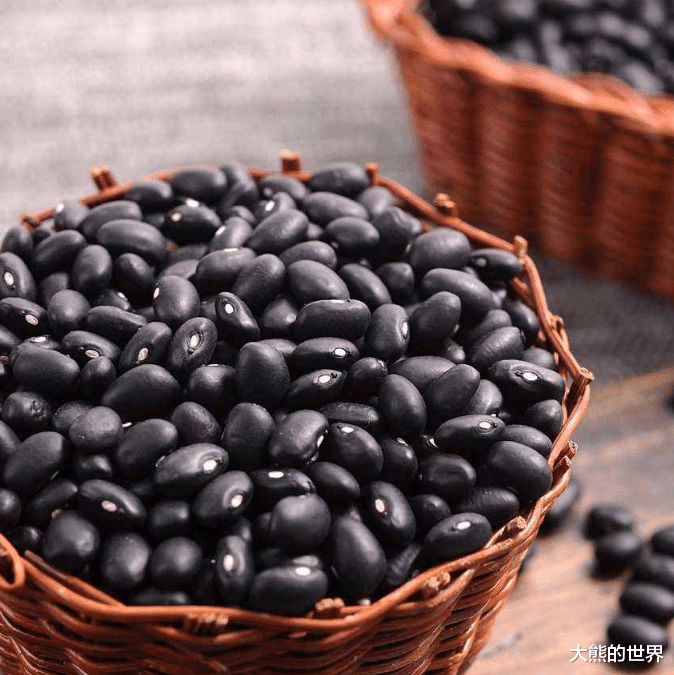鸡蛋|85岁外婆教我一招，黑豆用醋泡一泡，没想到作用这么大，建议收藏
