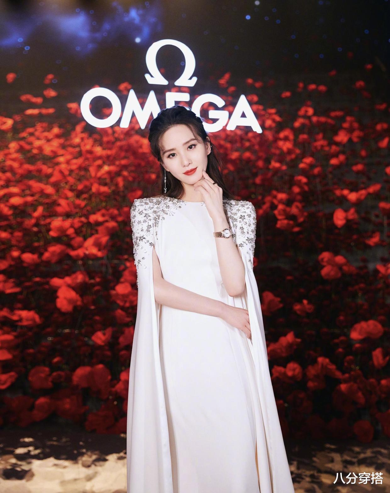 刘诗诗|被“刘诗诗”迷住了，穿亚麻棕西服配针织衫简约大气，优雅温柔