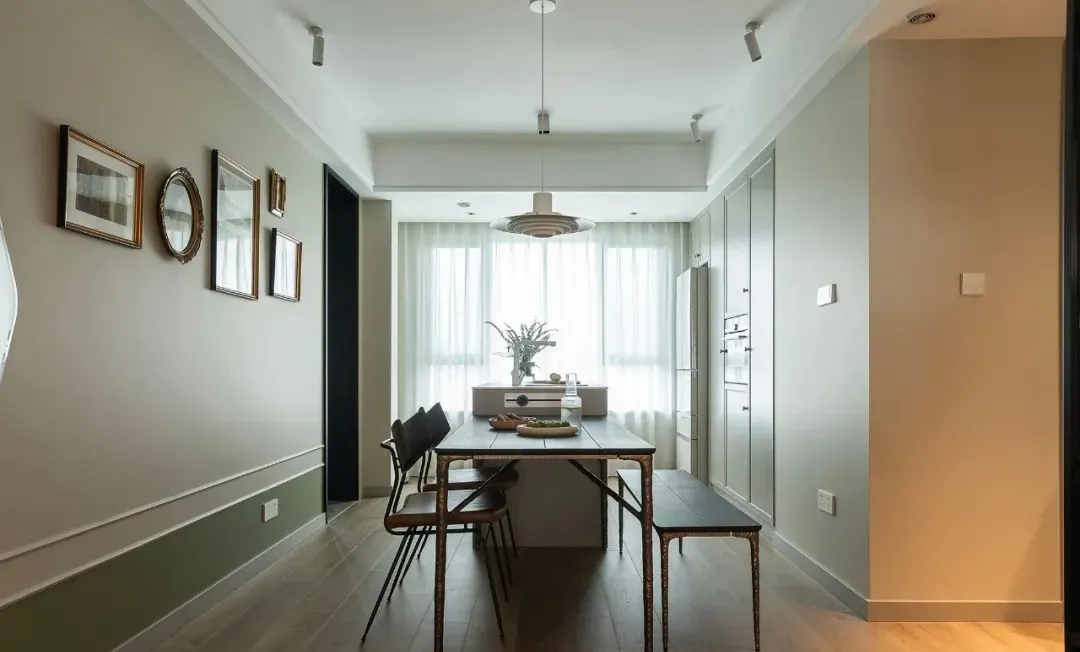 老房翻新 | 135平简约轻复古风,幽静且不失时髦的视觉感