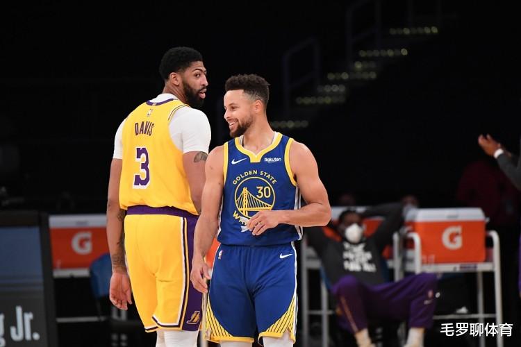 勇士队|59分超巨已提前宣战勇士！杀气腾腾要锁住库里，詹皇大好机会来了