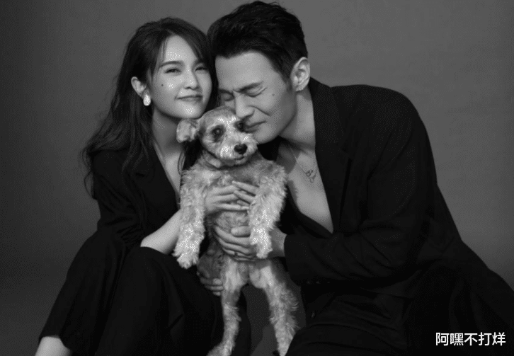 李荣浩|李荣浩自称小时候眼睛很大，以为是开玩笑，看到童年照我信了