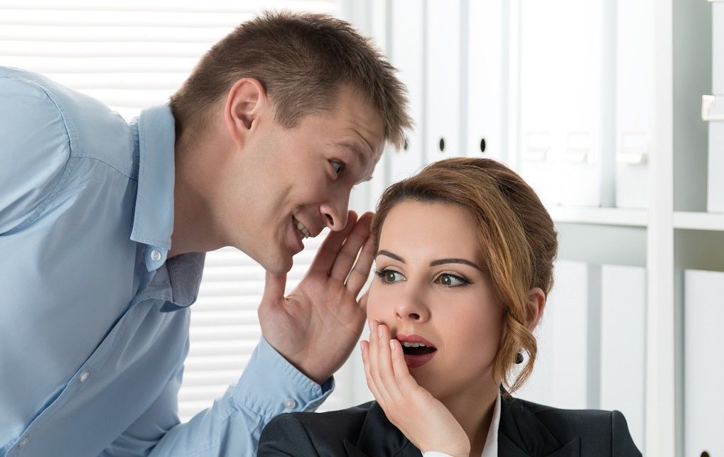 |混迹职场,领导对爱“打小报告”的人,是喜欢还是反感?