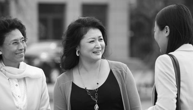 轻语妈妈|“大脚婶”出事座驾曝光，假如换一辆车，或许就是另一个结果了！