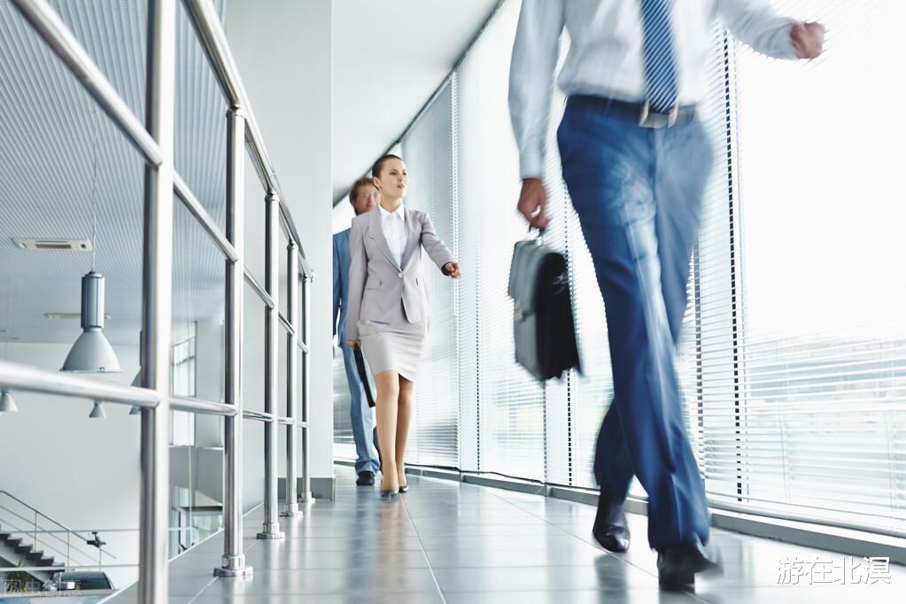 我在他乡挺好的|职场中注意以下3点,不要得罪了人还不自知