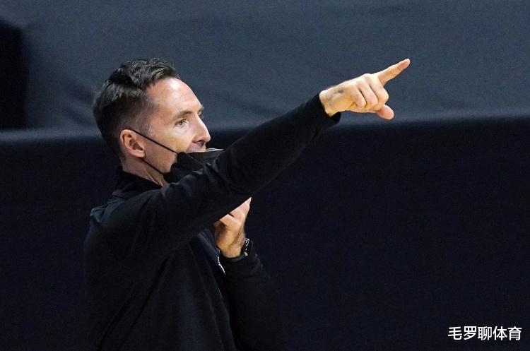 納什|大爭議！納什提前8分40秒認(rèn)輸，64秒只輸3分不上超巨，再現(xiàn)大敗筆