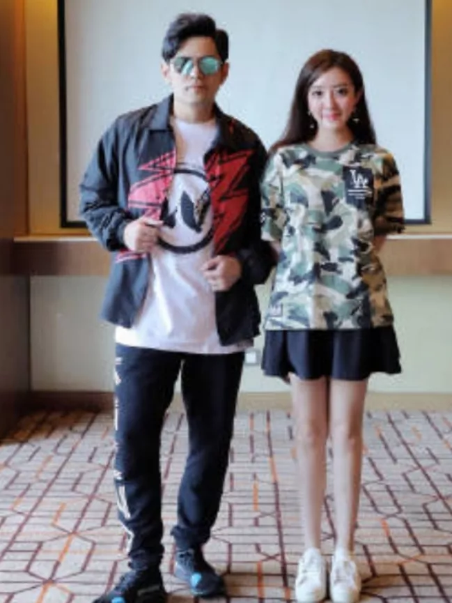 周杰伦|周杰伦被曝出轨空姐，引百万网友围观：宠妻人设要崩塌了？