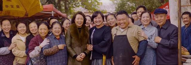 人物设定|陈赫饰演的冷特上热搜,《你好,李焕英》细节满满,你发现了吗?