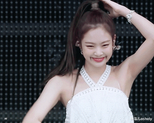 高马尾|女团风标配的高马尾，想跟Lisa一样扎出时髦少女感，得记住这几点