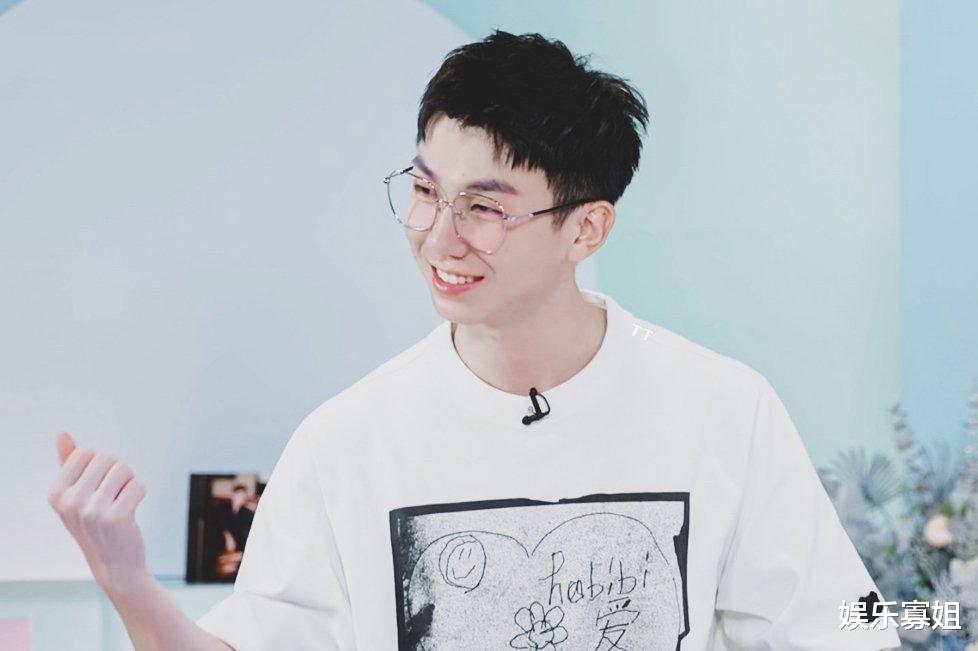 白举纲|《我们的滚烫人生》白举纲无预警自曝已婚，引发网友热议