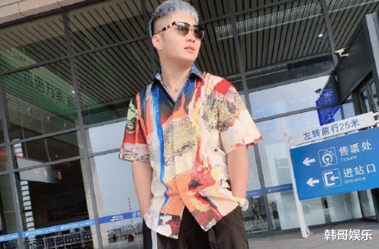 白小白|白小白商演出场费曝光，一年几千万！张二嫂感慨命好这么多人捧我