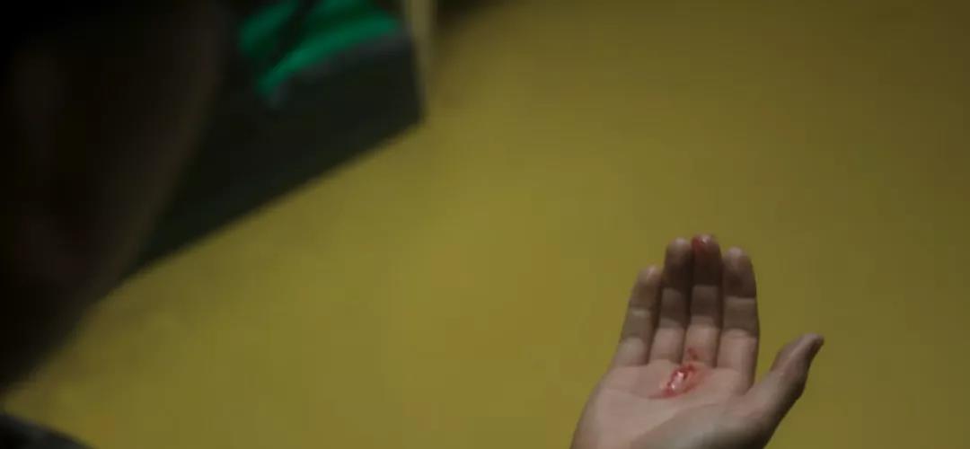 大海在线|豆瓣9.2,这部剧拍出了没人敢发声的丑闻