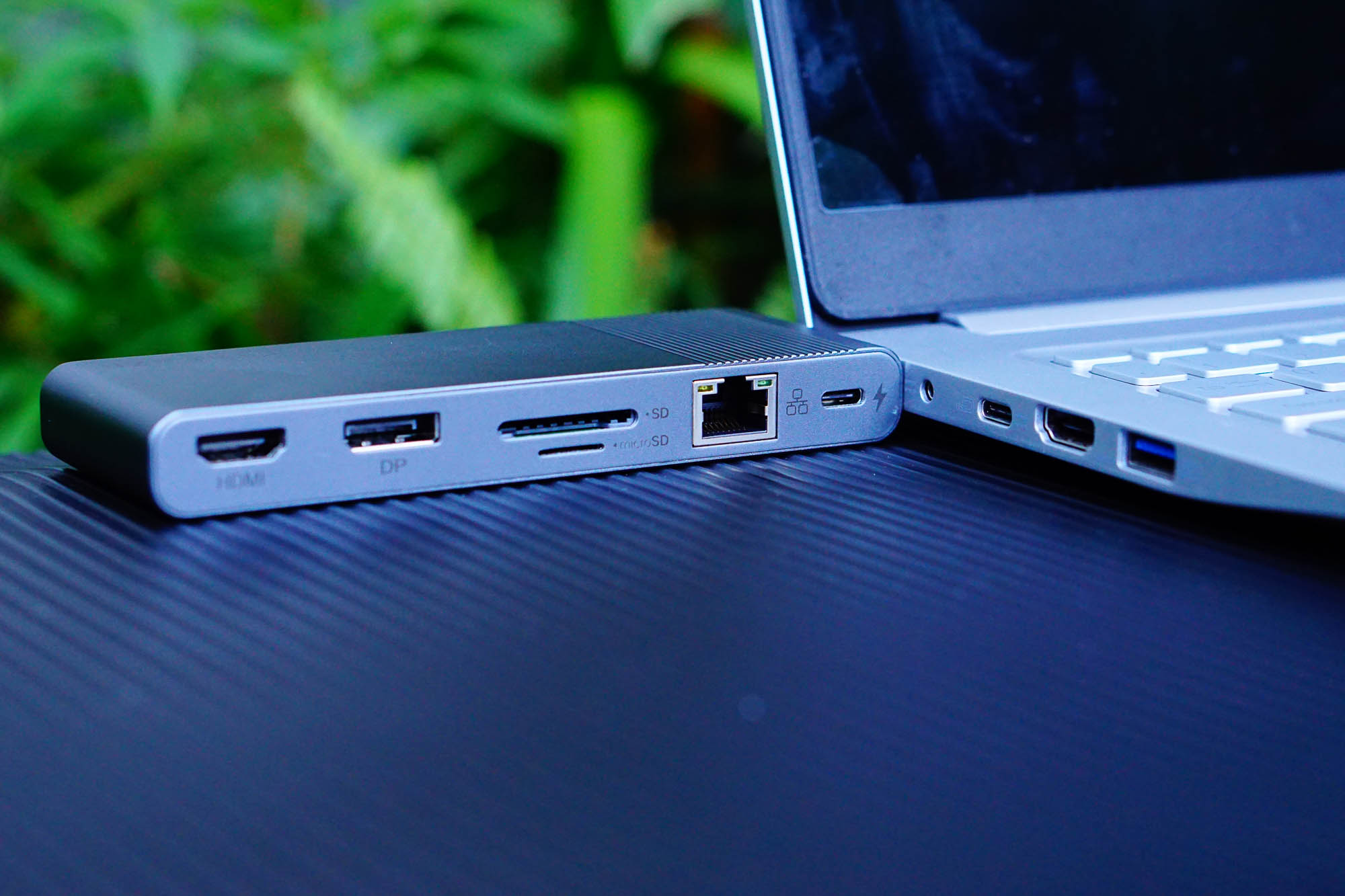 USB|工作的得力助手,AENZR12in1拓展坞