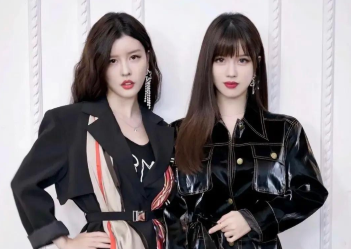 By2|By2姐妹颜值进化史，第五张图彻底认不出，变漂亮了，也糊了？