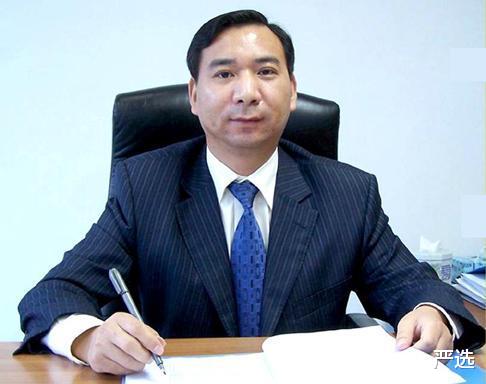 严选|他投资穷表弟200万，表弟成首富，投资“剃须刀”成神秘富豪