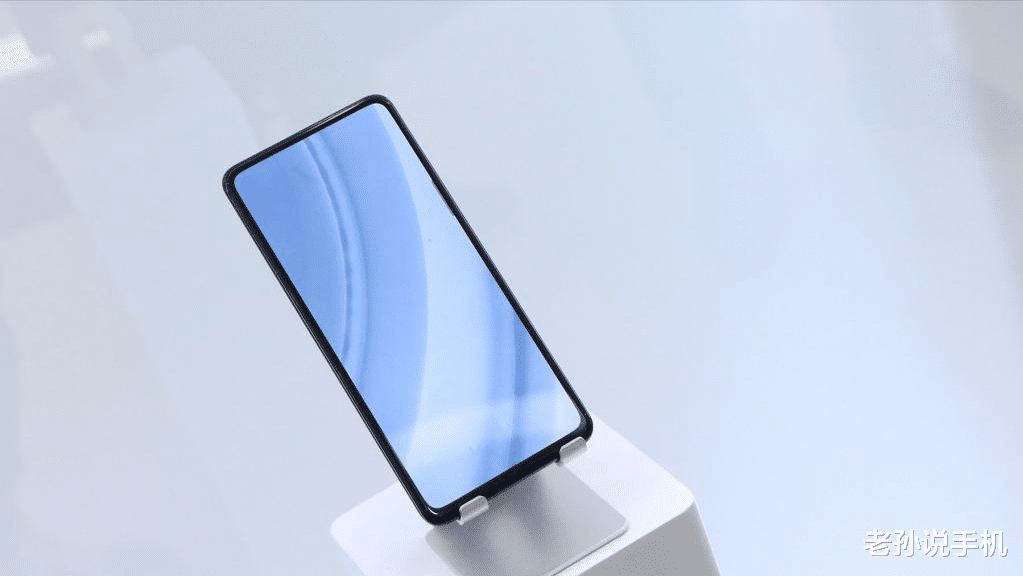 realme|realmeGT2真机曝光？首发2K屏下镜头，有望12月底正式发布？