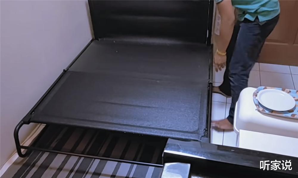 33岁的他蜗居16㎡小家,打造一室一厅的独居小窝,网友:苦中作乐