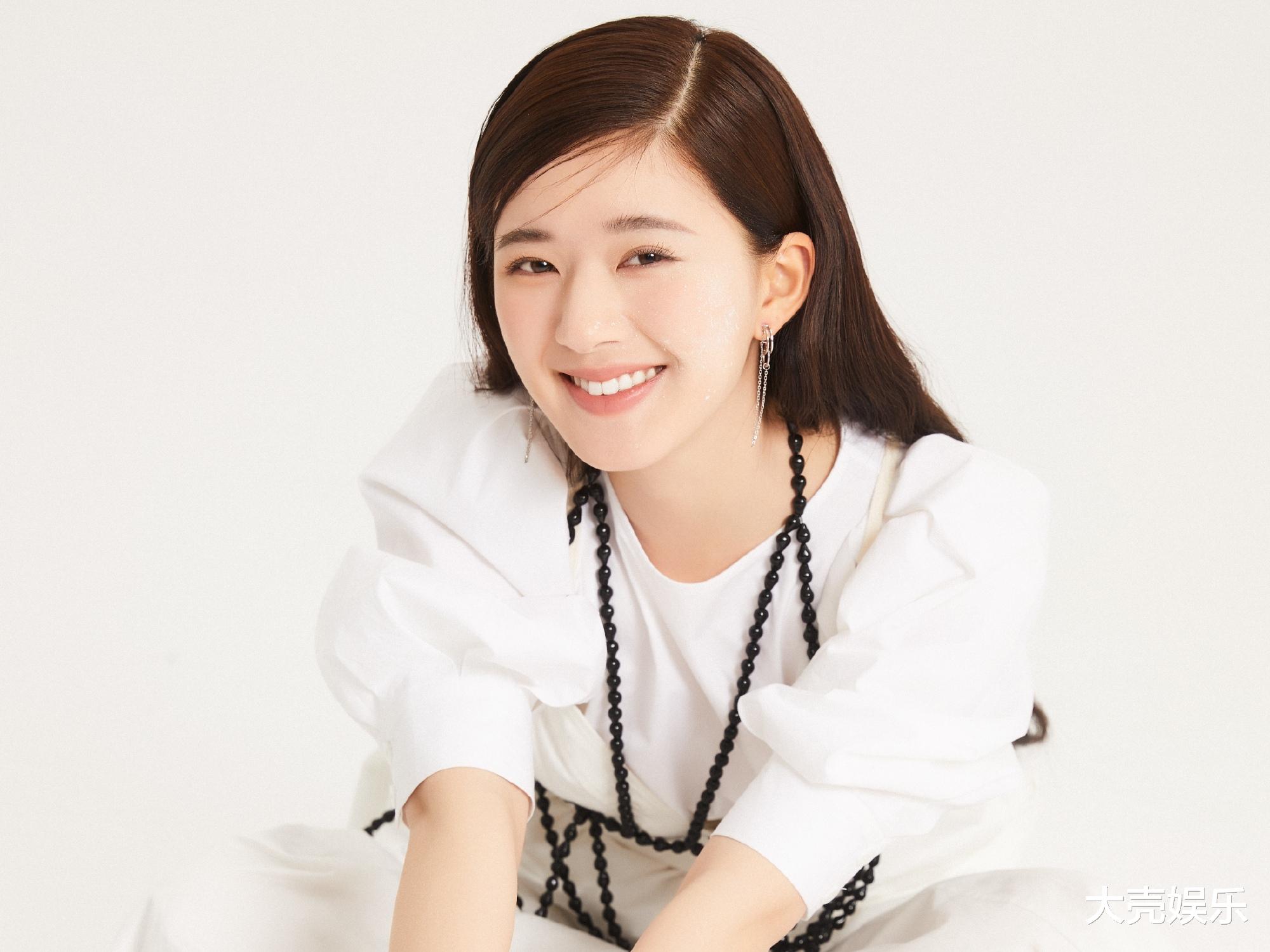 杨幂|费振翔说赵露思演戏有天赋，哭戏能左眼流一滴，右眼流三滴