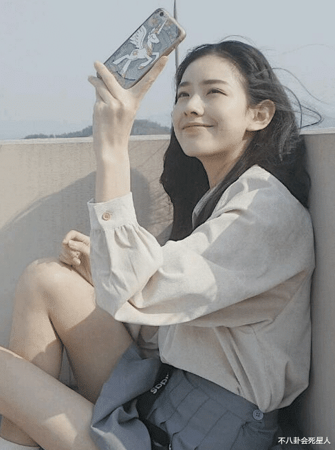 王思聪|女网红与王思聪拉开大战，揭皮互骂，女方像极了第二个鞠婧祎？