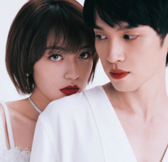 情侣|节目组跟“快乐星球cp”闹掰？情侣专访唯独缺少两人，太绝了