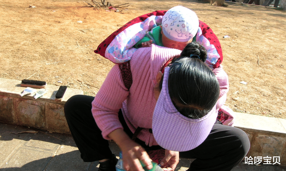 哈啰宝贝|宝宝什么时候开始认人？这些看似平常的举动，说明他已经认定你了