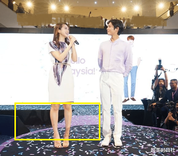 李泽楷|李泽楷签约24岁女星，对方被誉马来西亚女神，现女友穿婚纱催婚