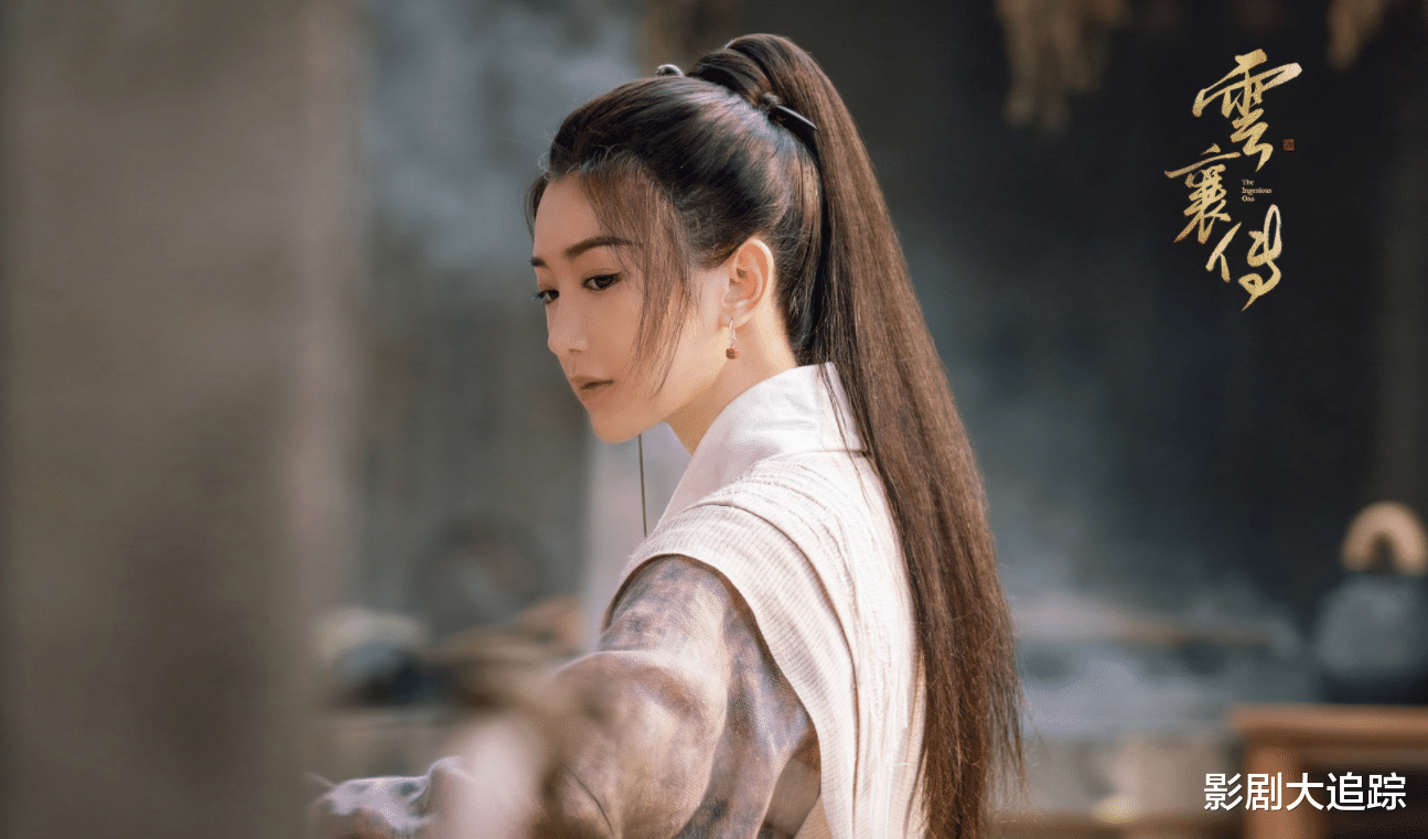 周冬雨|毛晓彤新剧杀青，脸部浮肿疑似整容，男主神态憔悴，双眼无神！