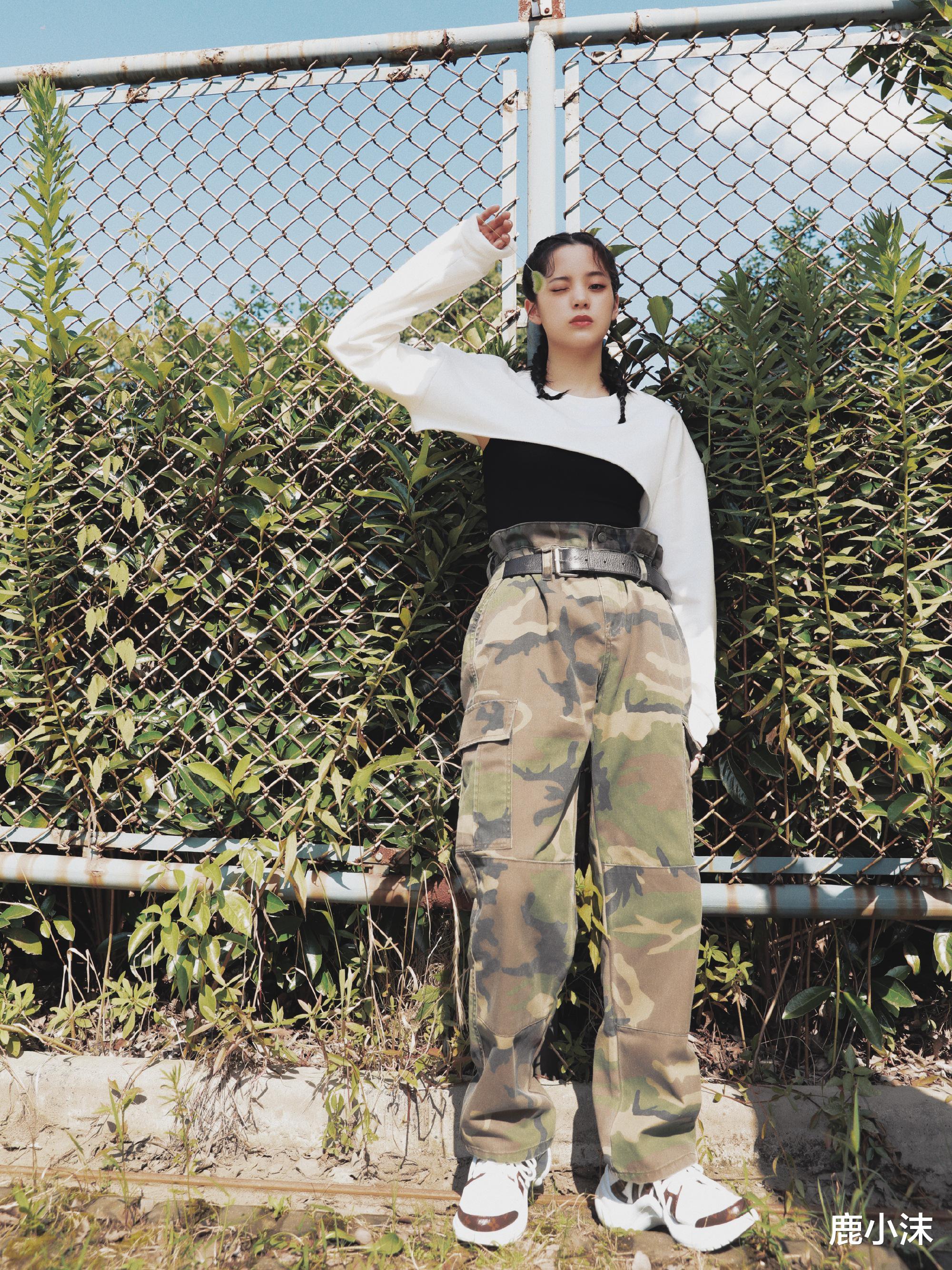 鹿小沫|欧阳娜娜真是“女大十八变”，初秋新造型可纯可欲，小个子这样穿时髦又减龄