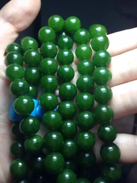 小叶紫檀|说说和田玉的有色料的那些事