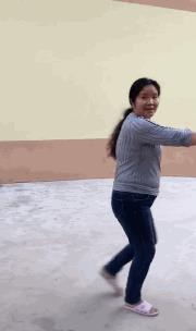 罗惠玲爱电影 泪奔！长期在外的孩子突然回家，父母的反应绝了！中彩票也比不上